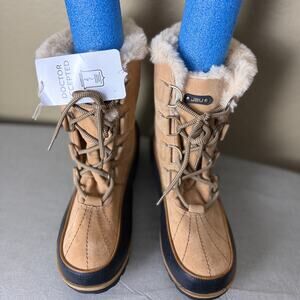 JBU Brunswick Women’s 11M Tan Faux Fur Lace Up Winter Snow Boots NWT